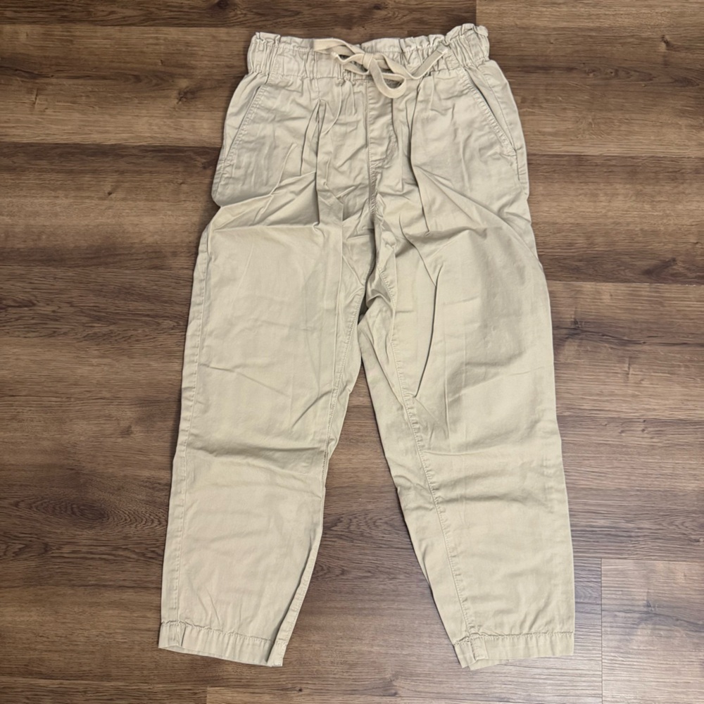 EUC - LOFT - Women’s Khaki Ankle Pants